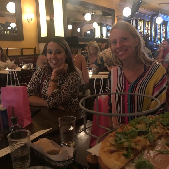 Columbus & Central Ohio Posh N Sip 🥂🍾 - Picture 4 of 8